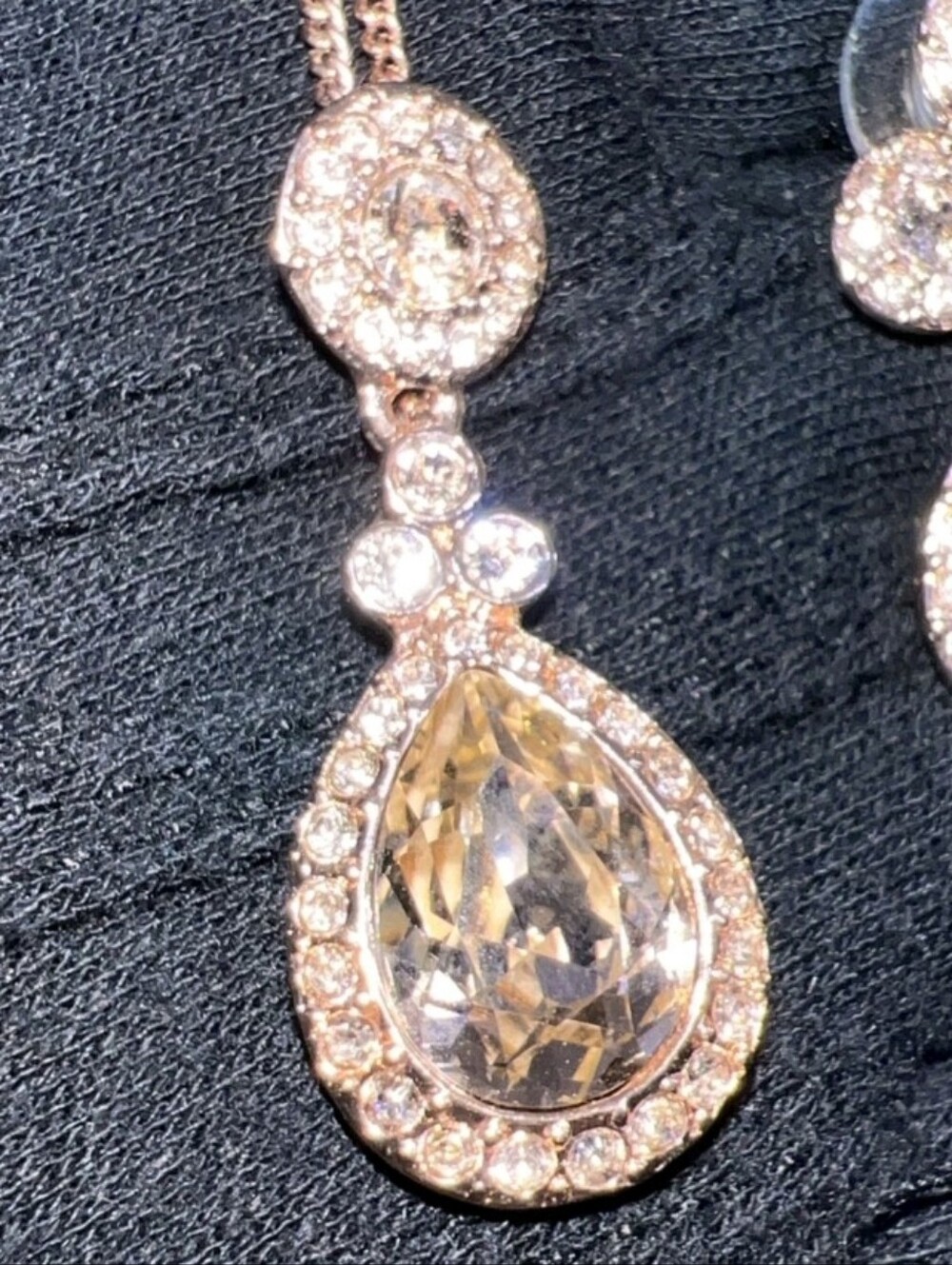 GIVENCHY SIGNED VTG Rose Gold Tone Champagne Teardrop Necklace Earrings Set - Picture 4 of 7